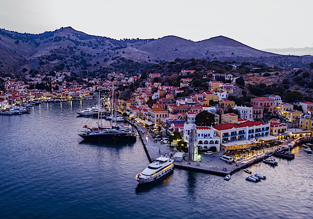 Roditis Yachting Agency